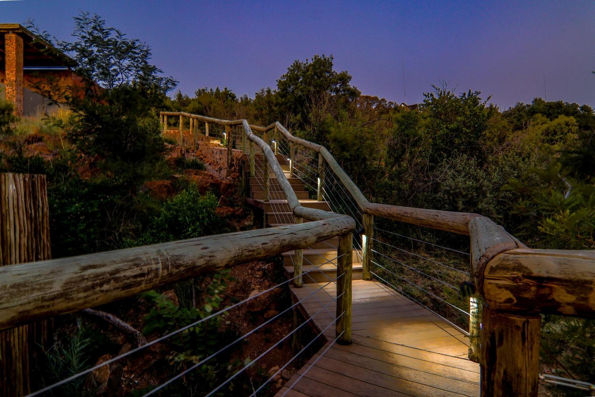 Cliffhanger Lodge Mabula Game Reserve ภายนอก รูปภาพ